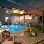 Вилла Coridigo - Unique High Position, Panorama Nature View, Cozy Dining Terrace, Fenced Kringa