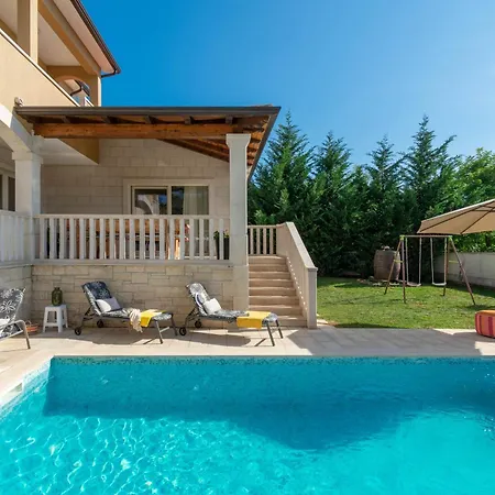 Coridigo: Panoramic Nature Retreat With Terrace And Gym Villa Kringa
