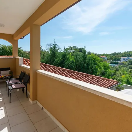 Villa Coridigo - Unique High Position, Panorama Nature View, Cozy Dining Terrace, Fenced Kringa