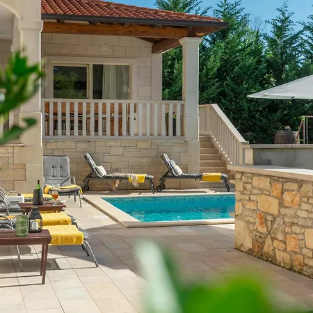 Coridigo - Unique High Position, Panorama Nature View, Cozy Dining Terrace, Fenced Kringa