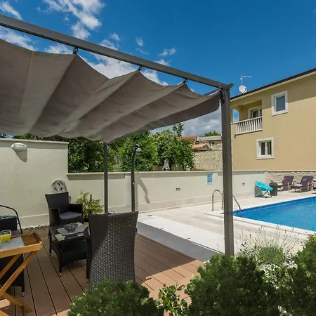 Villa Coridigo - Unique High Position, Panorama Nature View, Cozy Dining Terrace, Fenced Kringa
