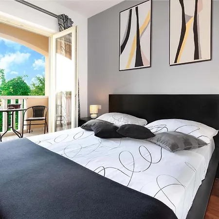 Coridigo - Unique High Position, Panorama Nature View, Cozy Dining Terrace, Fenced Willa