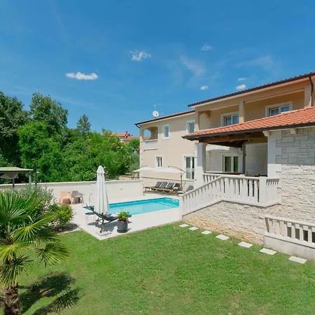 Willa Coridigo - Unique High Position, Panorama Nature View, Cozy Dining Terrace, Fenced