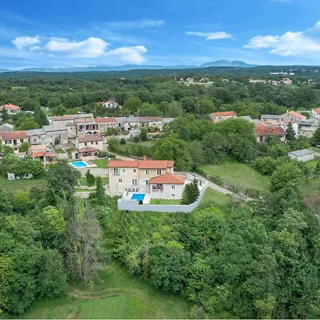 Willa Coridigo - Unique High Position, Panorama Nature View, Cozy Dining Terrace, Fenced