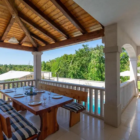 Willa Coridigo - Unique High Position, Panorama Nature View, Cozy Dining Terrace, Fenced Kringa