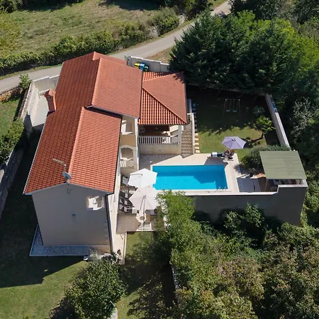 ヴィラ Coridigo - Unique High Position, Panorama Nature View, Cozy Dining Terrace, Fenced