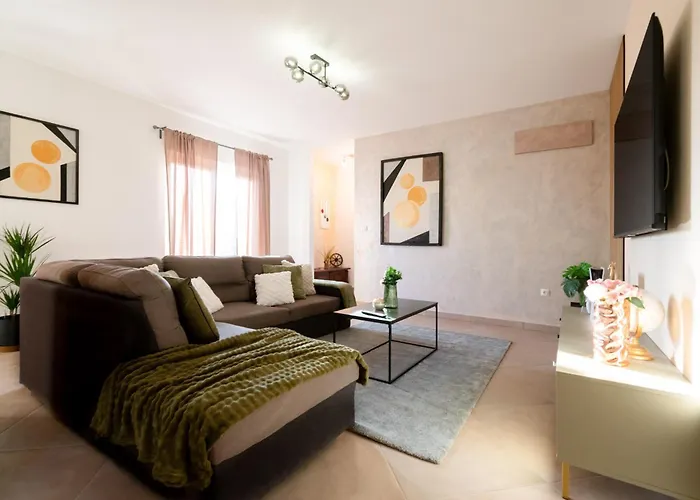 Coridigo - Unique High Position, Panorama Nature View, Cozy Dining Terrace, Fenced 别墅