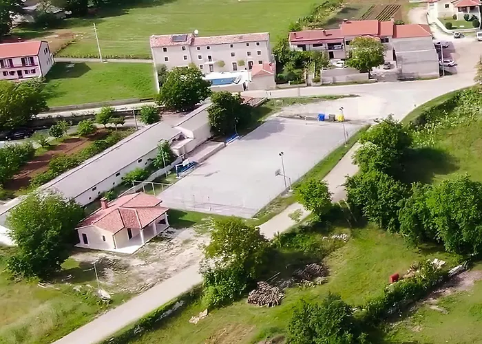 Coridigo - Unique High Position, Panorama Nature View, Cozy Dining Terrace, Fenced 别墅 *